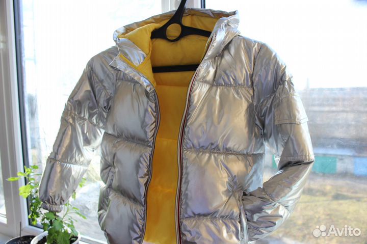 Красивая курточка