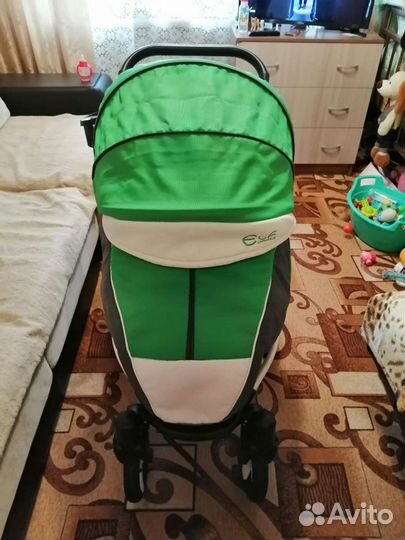 Прогулочная коляска