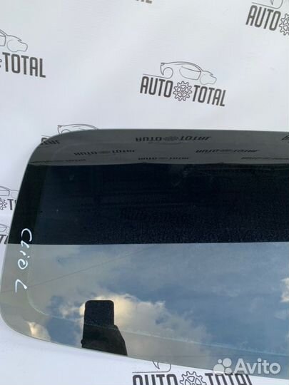 Стекло крыла заднее левое Renault Clio хэтбек 2001