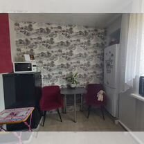 2-к. квартира, 42 м², 2/3 эт.