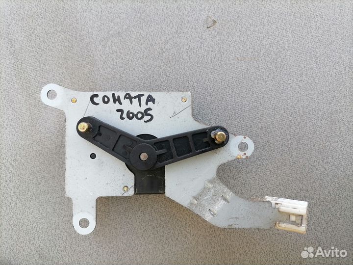 Моторчик заслонки отопителя для Hyundai Sonata IV