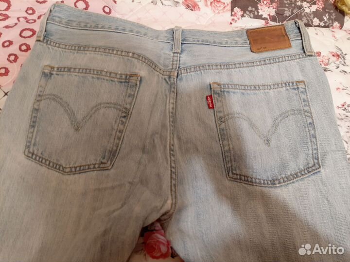 Женские джинсы levis 501