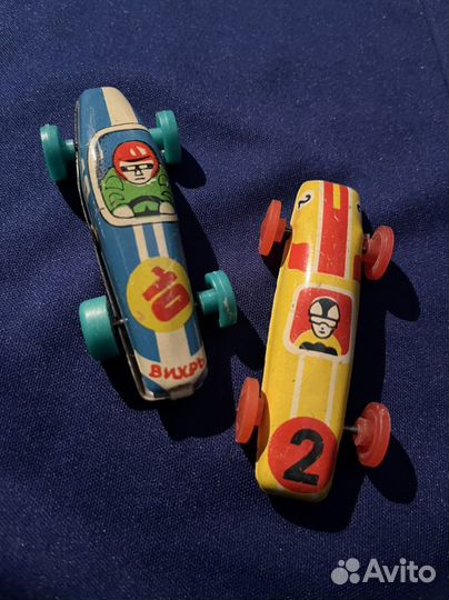 Машинки гоночные/гараж жесть СССР