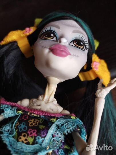 Кукла монстер хай monster High skelita Collector