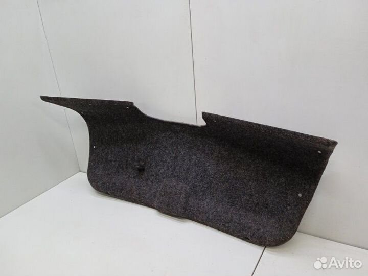 Обшивка двери багажника Skoda Rapid 1.6 2015