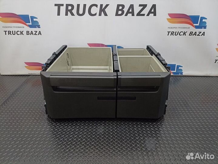 Ящик вещевой салона кабины в сборе Volvo FH