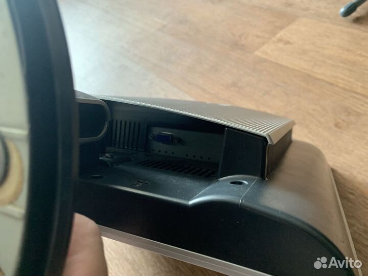 Монитор LG 15 дюймов