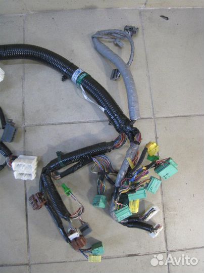 Жгут проводки торпедо Honda FR-V (BE1) 2006