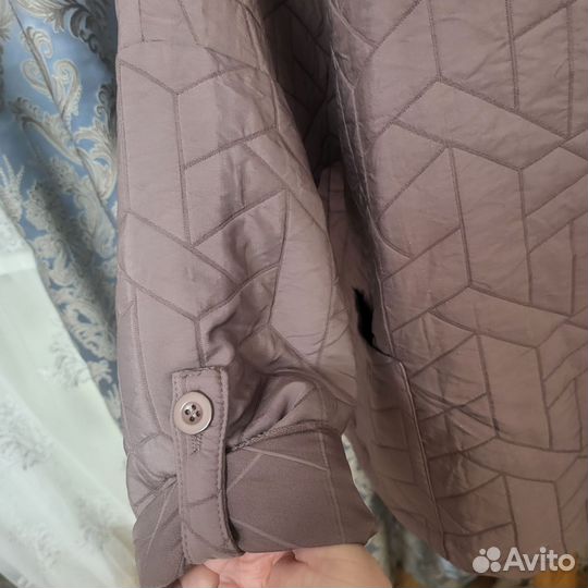 Куртка демисезон. женская (ветровка)