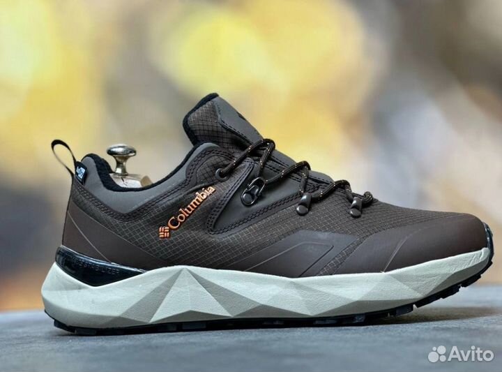 Кроссовки Columbia стильные