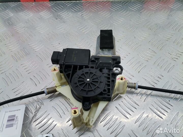 Стеклоподъемник передний правый Mitsubishi