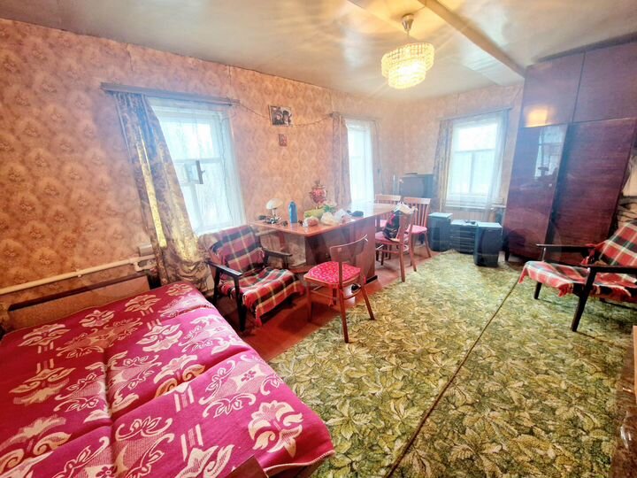 Дом 55 м² на участке 5 сот.