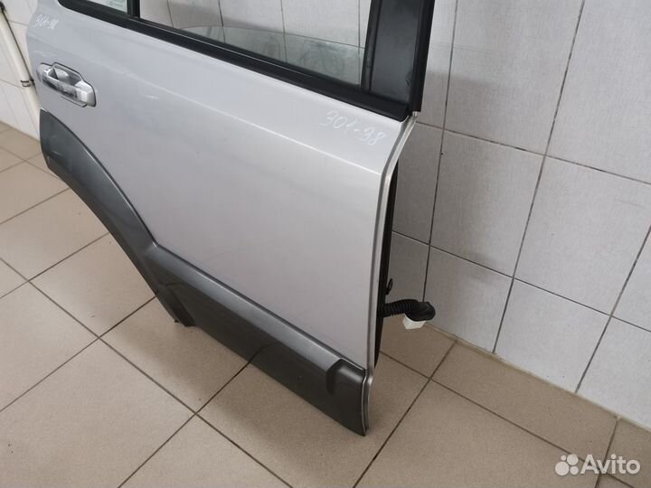 Дверь задняя правая в сборе Kia Sorento 1 BL