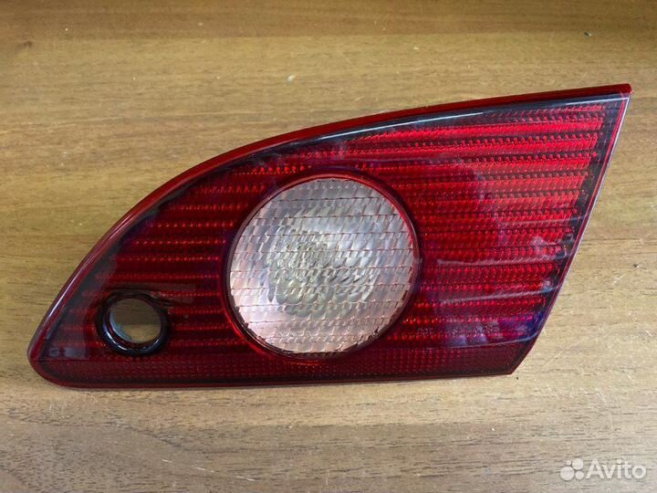 Фонарь задний правый Toyota Corolla ZZE110 2000