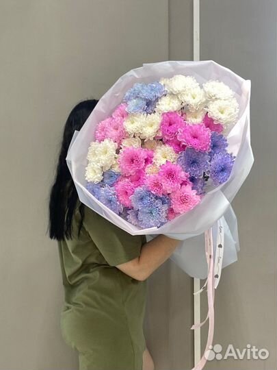 Большой букет из кустовых хризантем