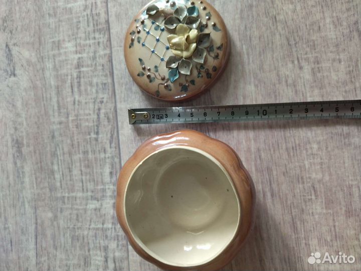 Маленькая вазочка