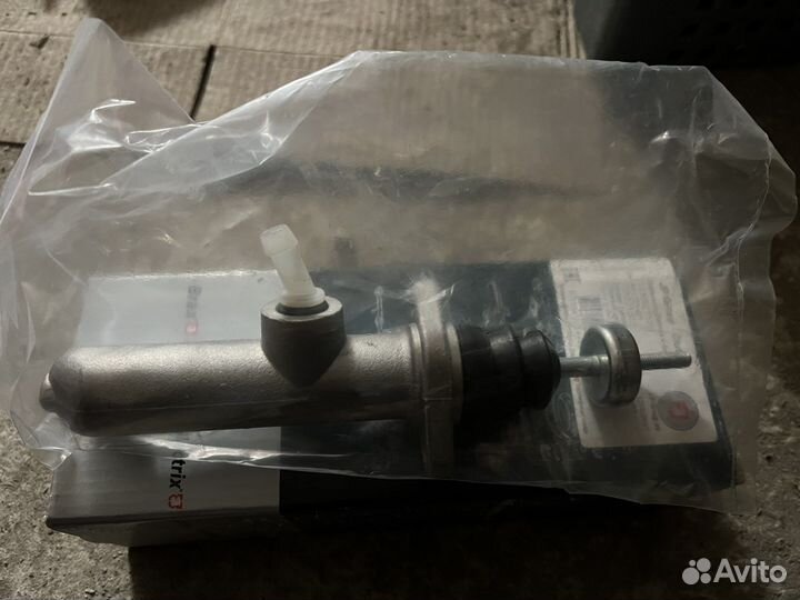 Цилиндр сцепления Audi 100