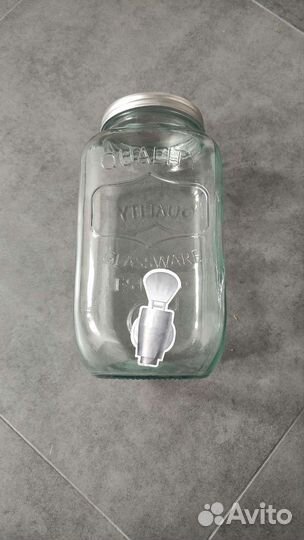 Стеклянная банка 3л с отверстием для краника
