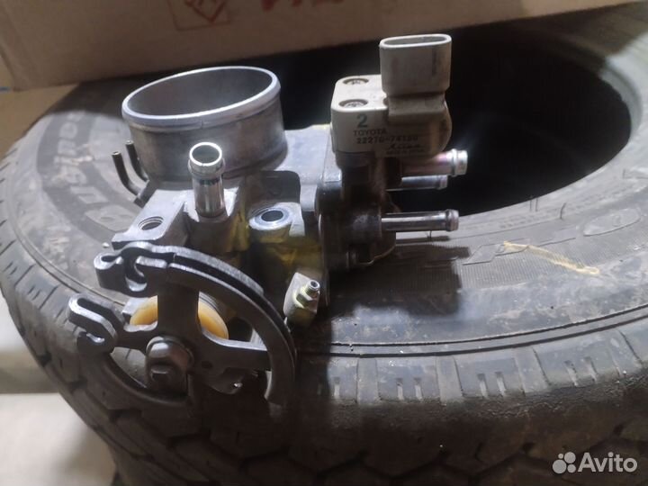 Дросельная заслонка тойота корона ST190 4S