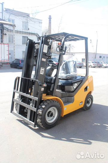 Вилочный погрузчик UN Forklifts FD25, 2023