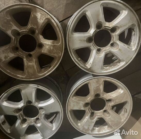 Фары на toyota land cruiser 70