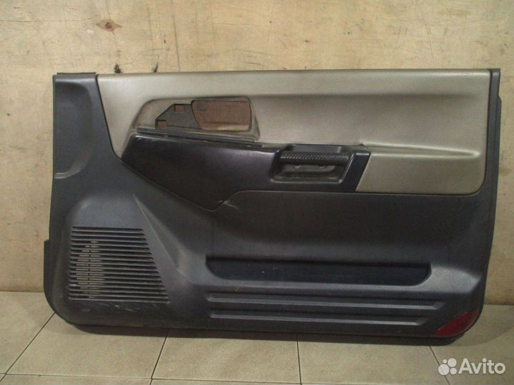 Обшивка двери П/П Mitsubishi Pajero Pinin