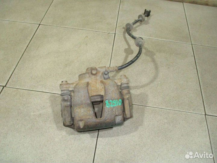 Суппорт передний левый Fiat Doblo 1