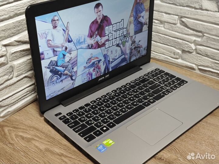 Игровой ноутбук Asus i5/GF820M/2Tb HDD