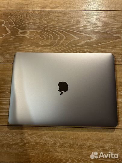 Apple MacBook Pro 13-inch M1 2021