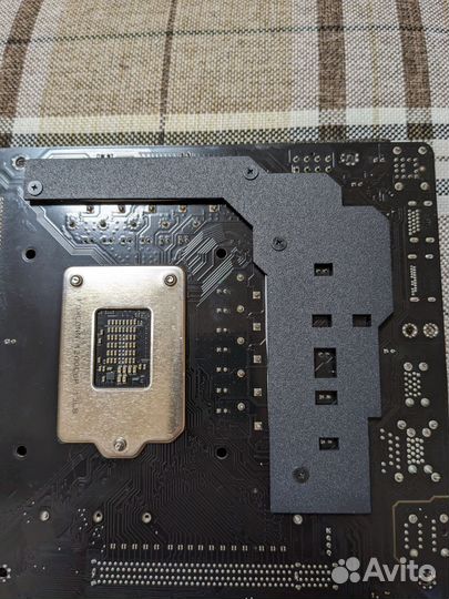 Материнская плата lga 1200 b560