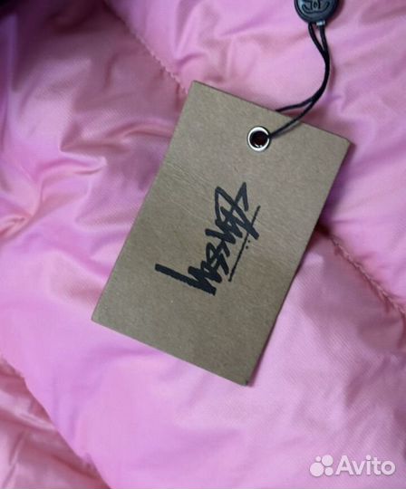 Пуховик зимний мужской Stussy черный с розовым