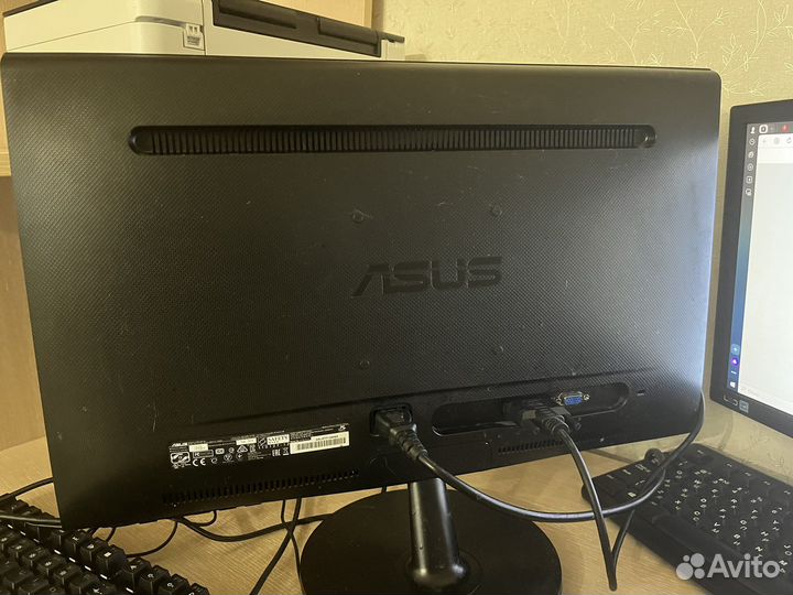 Монитор Asus