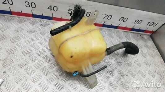 Бачок расширительный cadillac CTS 1 (UKR05NP01)