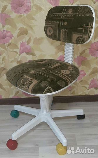 Стул школьника