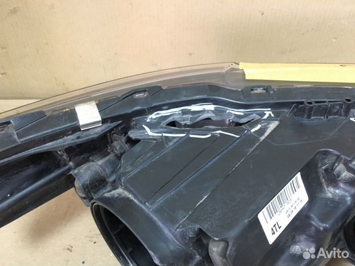 Фара галогеновая левая Mitsubishi Outlander 3 GF