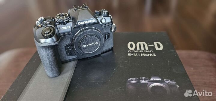 Фотокамера Olympus OM-D E-M1 Mark II