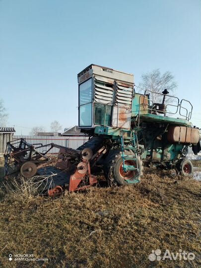 Разбрасыватель соломы Енисей 1200, 1996