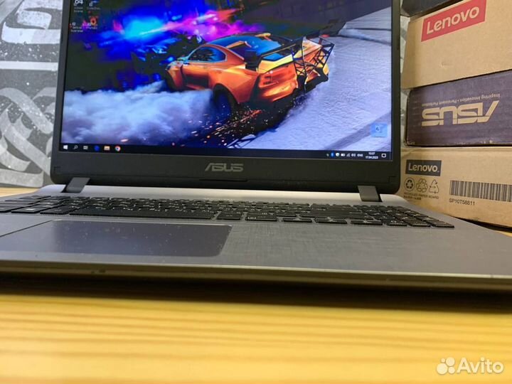 Быстрый ноутбук Asus для всех задач