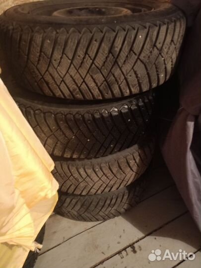 Goodyear Ultragrip Ice Arctic 205/65 R15 99T