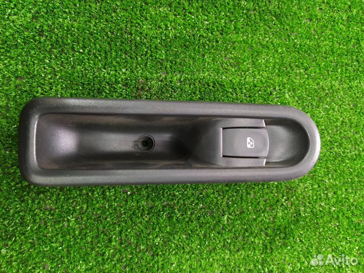 Блок управления стеклами задний правый Renault