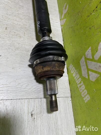 Полуось передняя правая Шкода Октавия А4