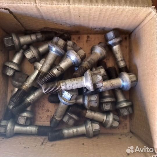 Болт колёсный мерседес спринтер w906