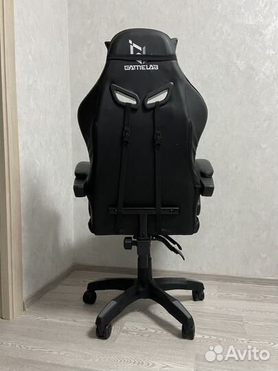 Компьютерное кресло