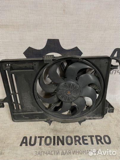 Вентилятор охлаждения радиатора Ford 8V618C607EB