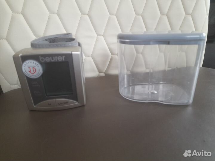Тонометр на запястье Beurer BC20