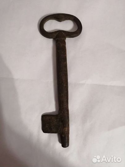 Старинный ключ 19 век