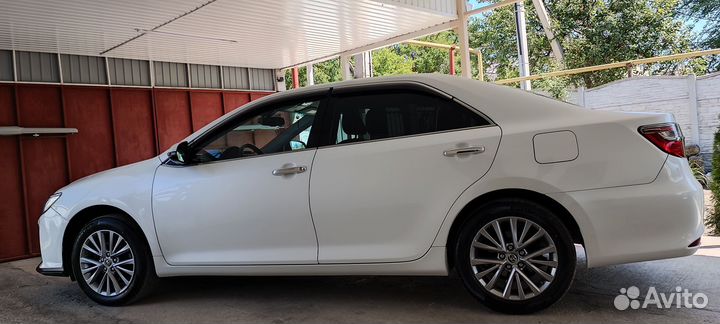 Toyota Camry 2.5 AT, 2016, 105 000 км