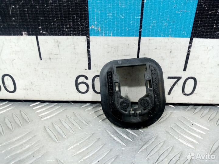 Б/У Фиксатор крепления грузов багажника#001