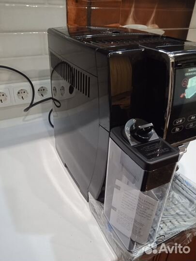Кофемашина Delonghi ecam 370.70 dinamica новая