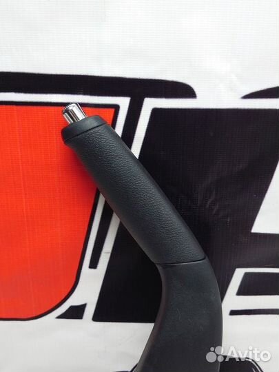 Рычаг стояночного тормоза Mitsubishi Outlander XL